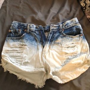 Ombré washed jean shorts